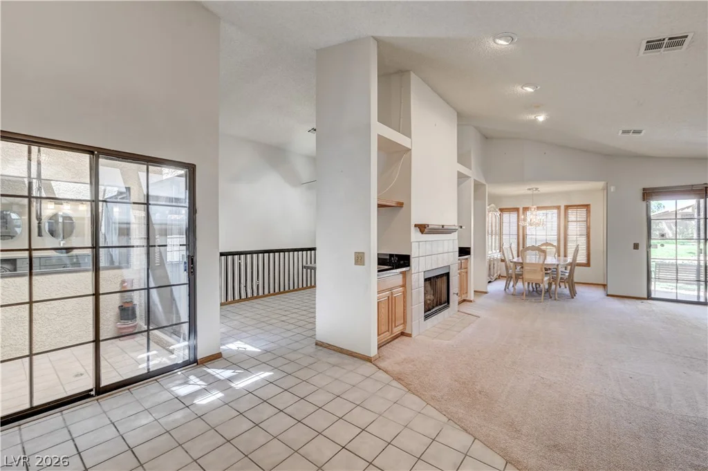 7916 Canoe, Las Vegas, NV 89145