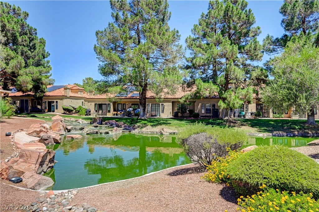7916 Canoe, Las Vegas, NV 89145