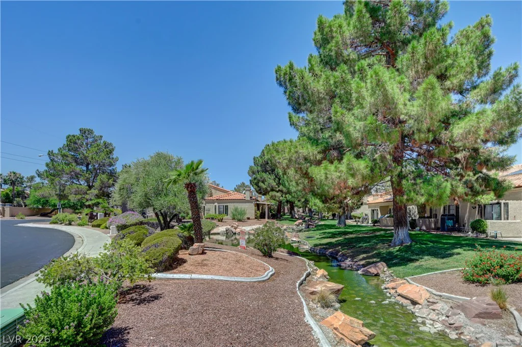 7916 Canoe, Las Vegas, NV 89145