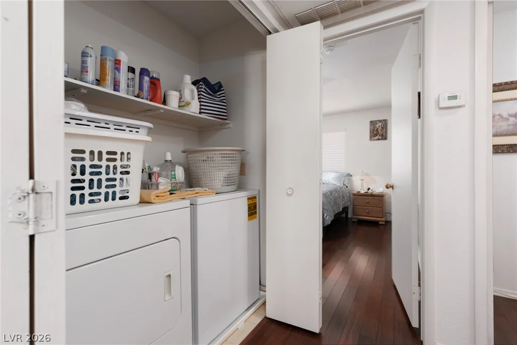 7604 Cromberg, Las Vegas, NV 89145