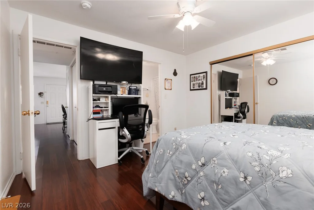 7604 Cromberg, Las Vegas, NV 89145
