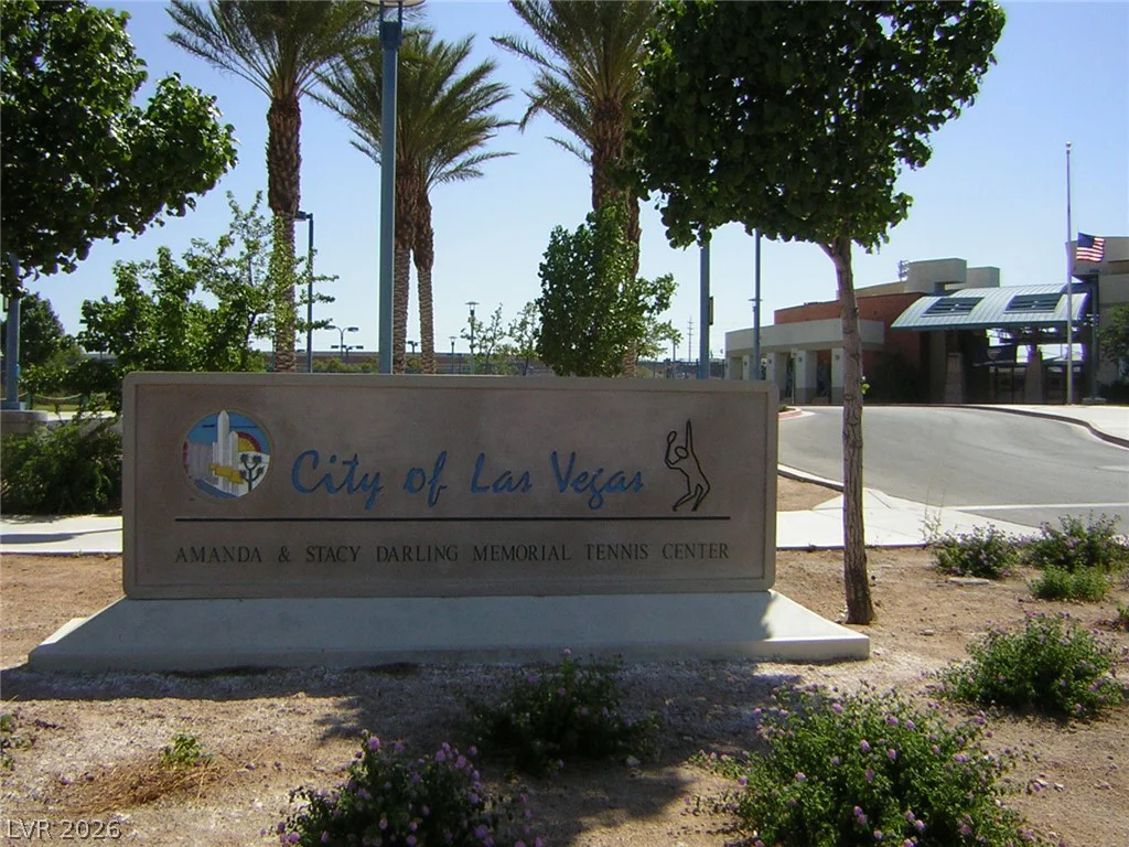 7604 Cromberg, Las Vegas, NV 89145