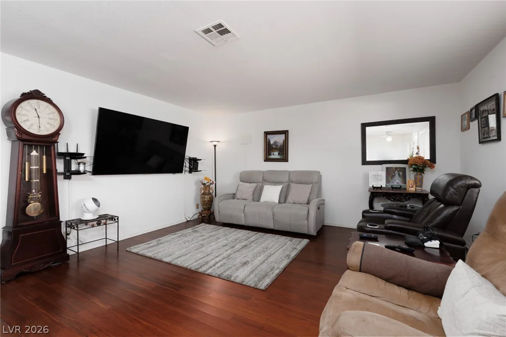 7604 Cromberg, Las Vegas, NV 89145