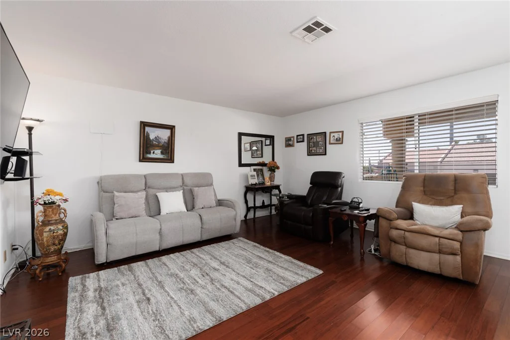 7604 Cromberg, Las Vegas, NV 89145