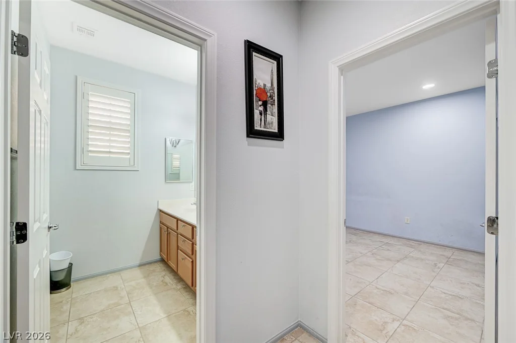 7129 Weavers, North Las Vegas, NV 89084