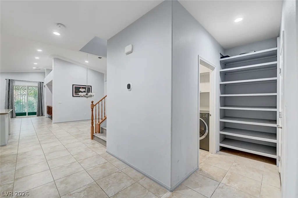 7129 Weavers, North Las Vegas, NV 89084