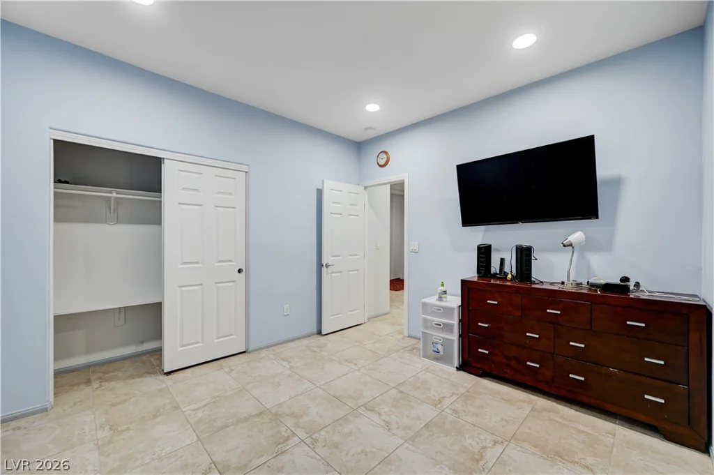 7129 Weavers, North Las Vegas, NV 89084
