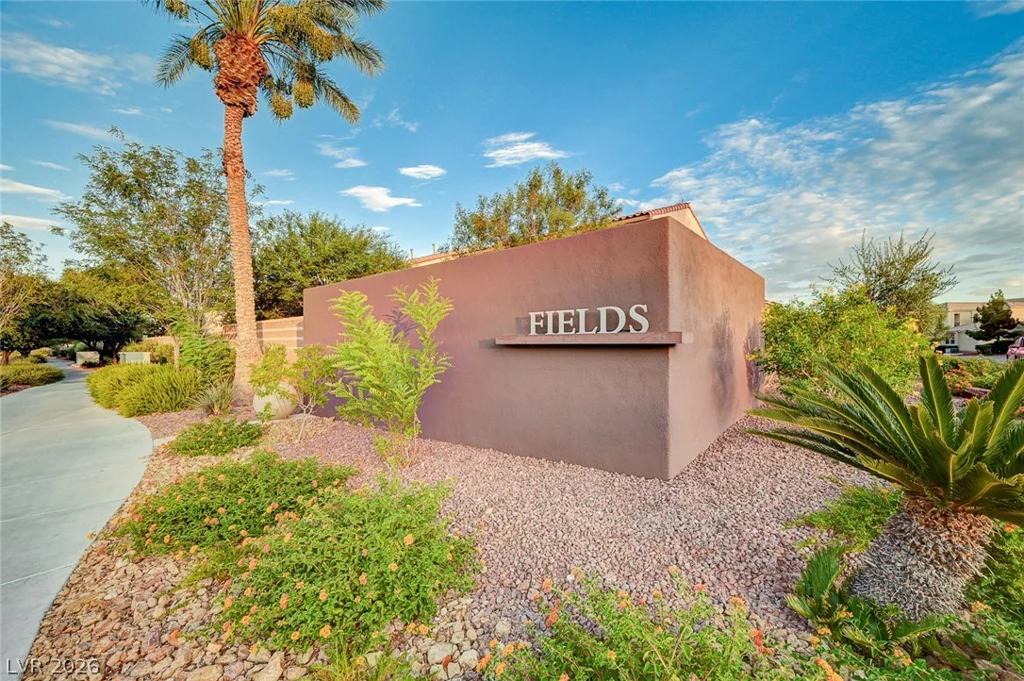 7129 Weavers, North Las Vegas, NV 89084
