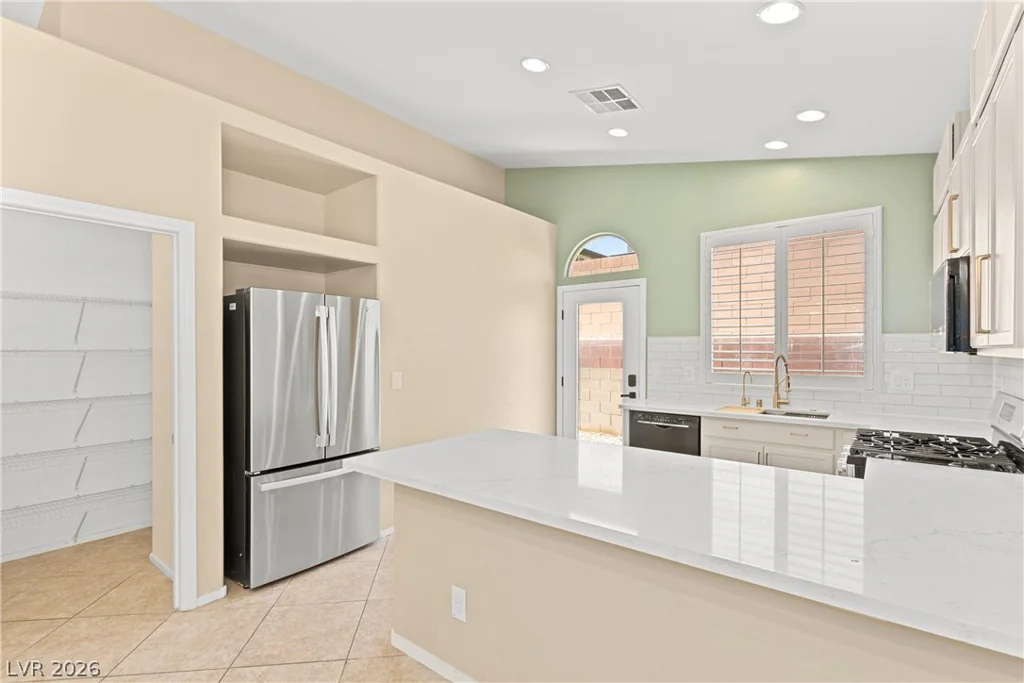 6749 Kostner, Las Vegas, NV 89149