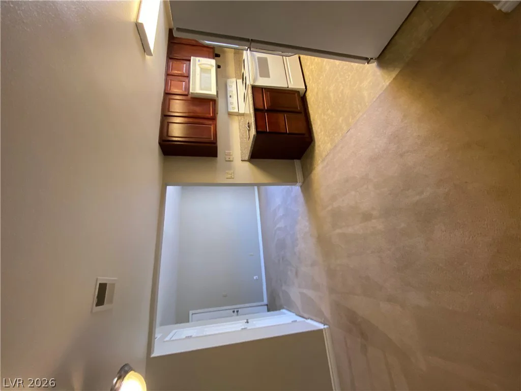 5163 Indian River, Las Vegas, NV 89103