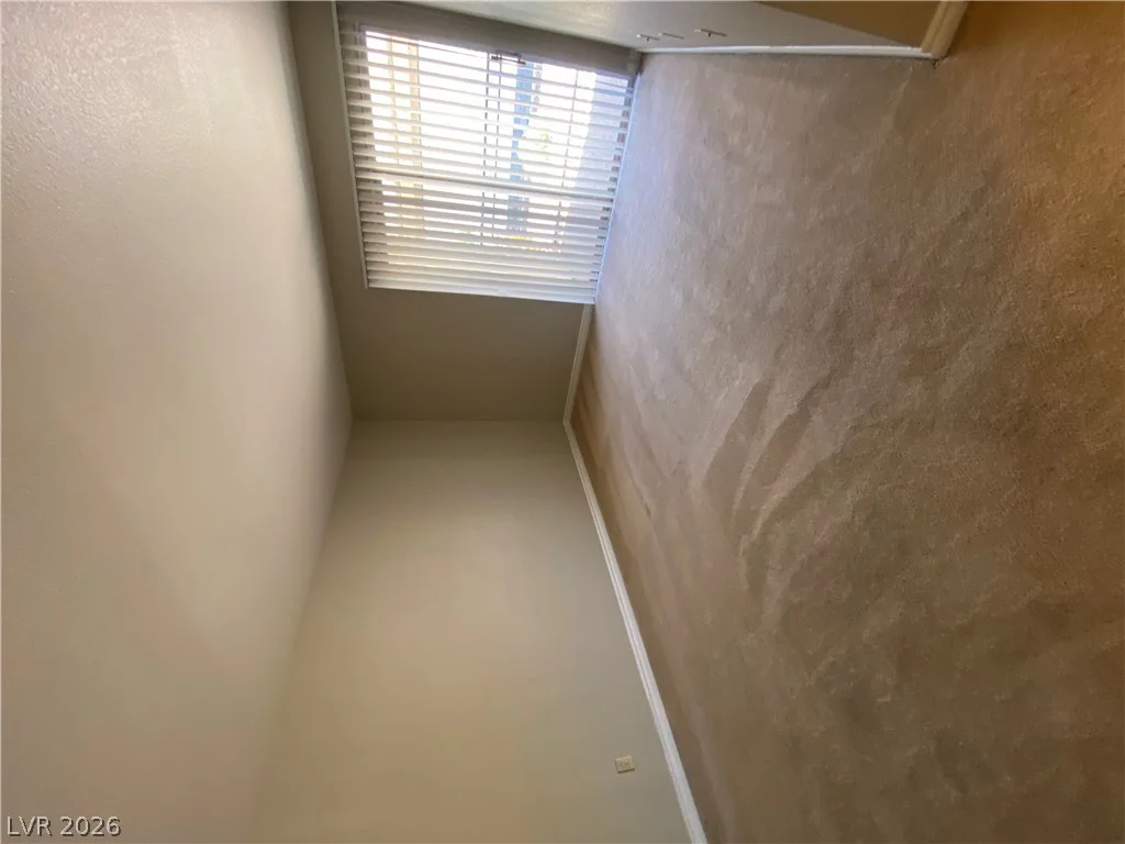 5163 Indian River, Las Vegas, NV 89103