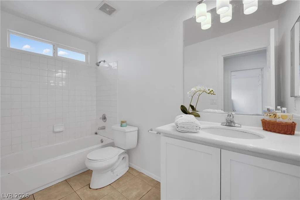 3963 Goldspur, Las Vegas, NV 89129