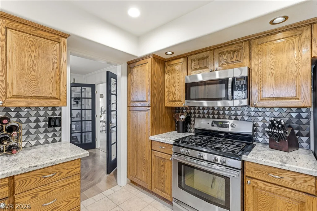 6562 Barbary, Las Vegas, NV 89103