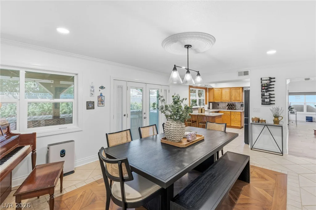6562 Barbary, Las Vegas, NV 89103