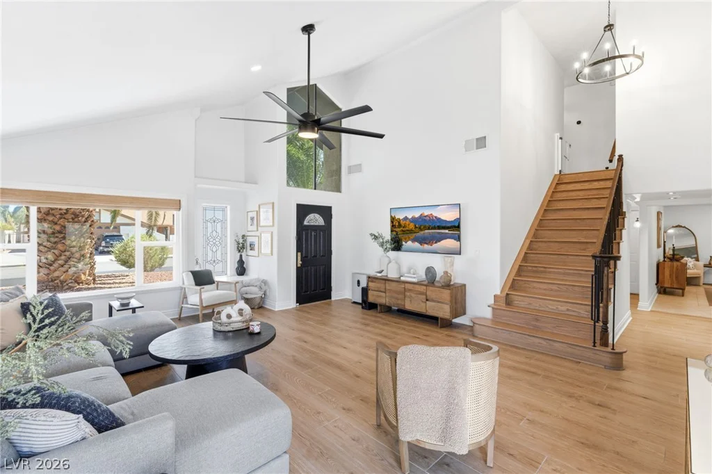 6562 Barbary, Las Vegas, NV 89103