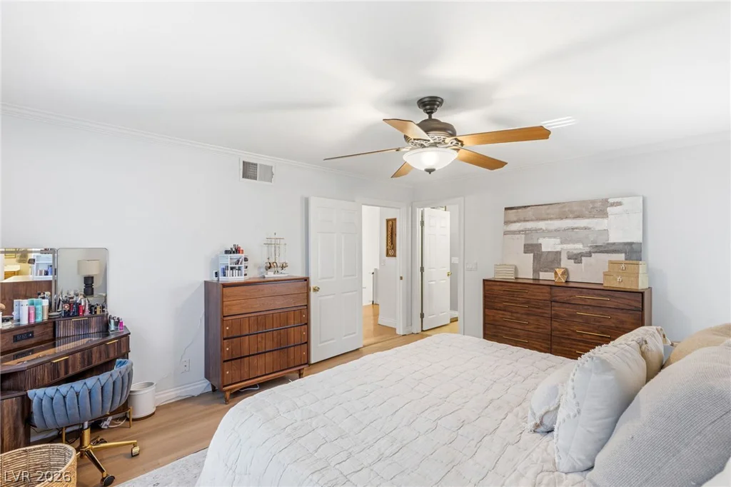 6562 Barbary, Las Vegas, NV 89103