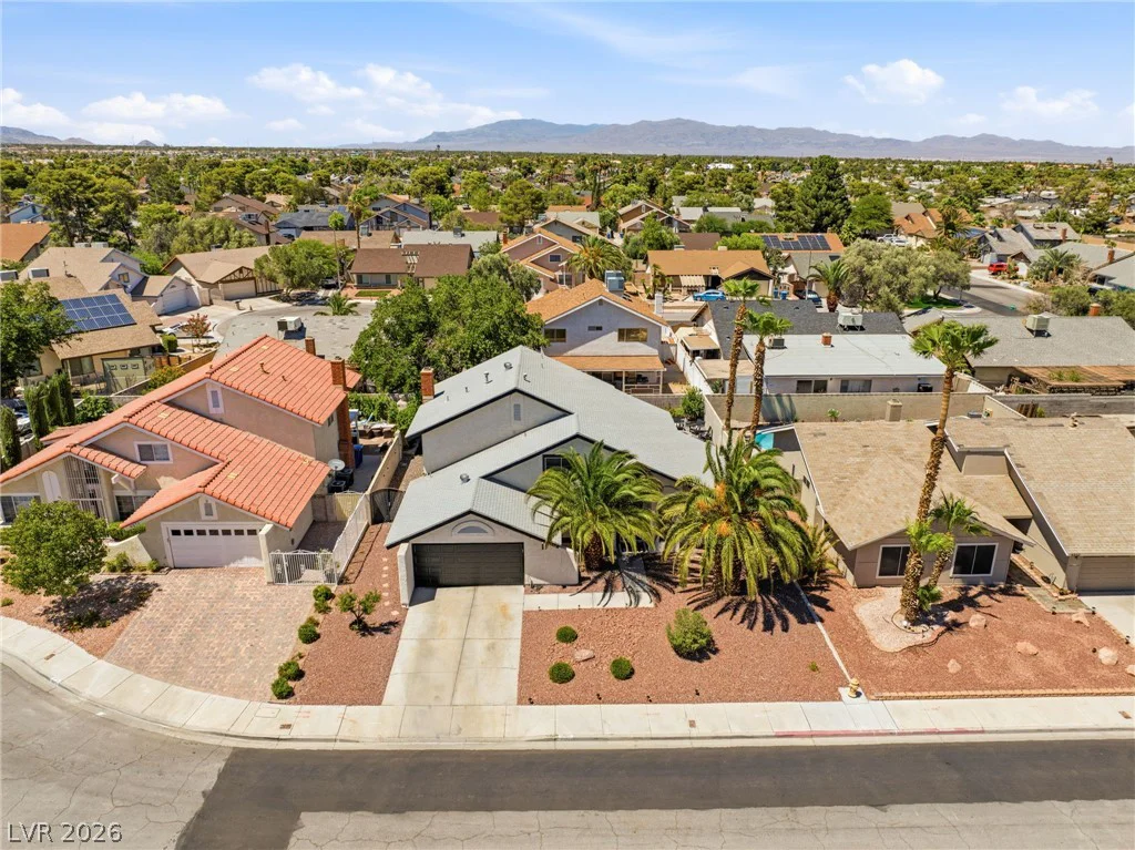 6562 Barbary, Las Vegas, NV 89103
