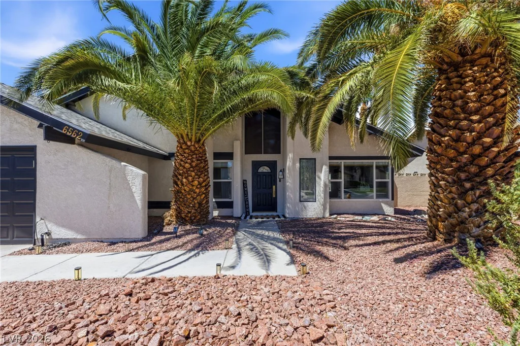 6562 Barbary, Las Vegas, NV 89103