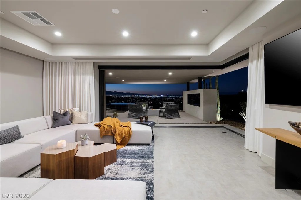 810 Dragons Eye, Henderson, NV 89012