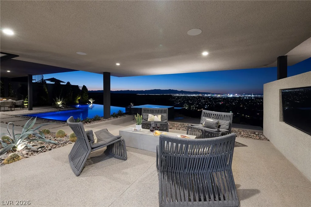 810 Dragons Eye, Henderson, NV 89012