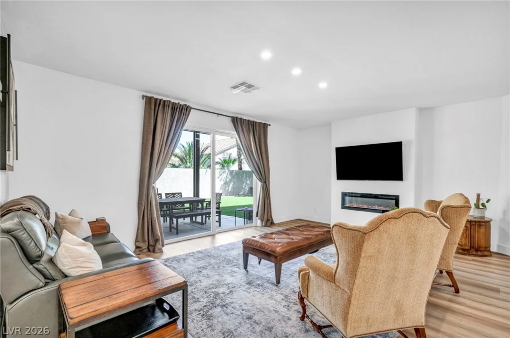 2064 Hidden Hollow, Henderson, NV 89012