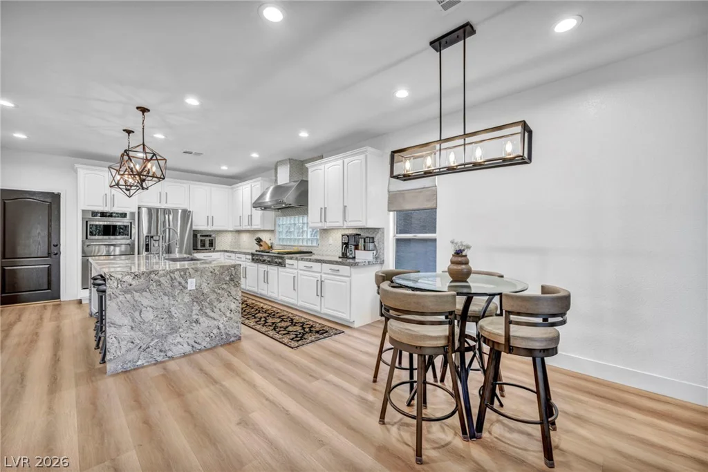 2064 Hidden Hollow, Henderson, NV 89012