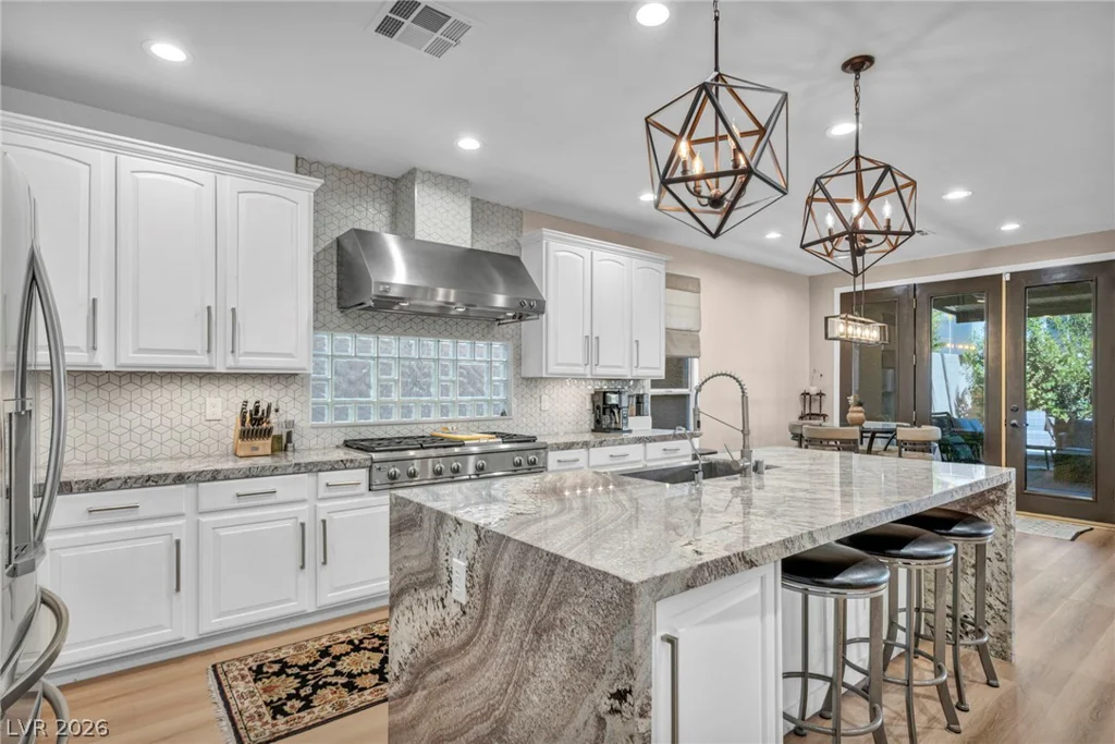 2064 Hidden Hollow, Henderson, NV 89012