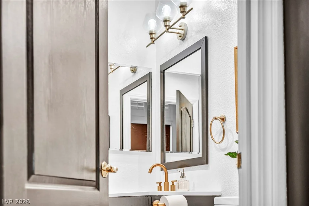 2064 Hidden Hollow, Henderson, NV 89012