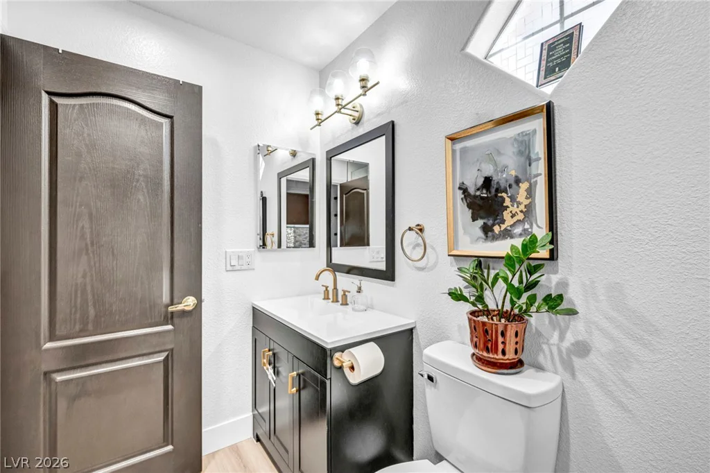 2064 Hidden Hollow, Henderson, NV 89012