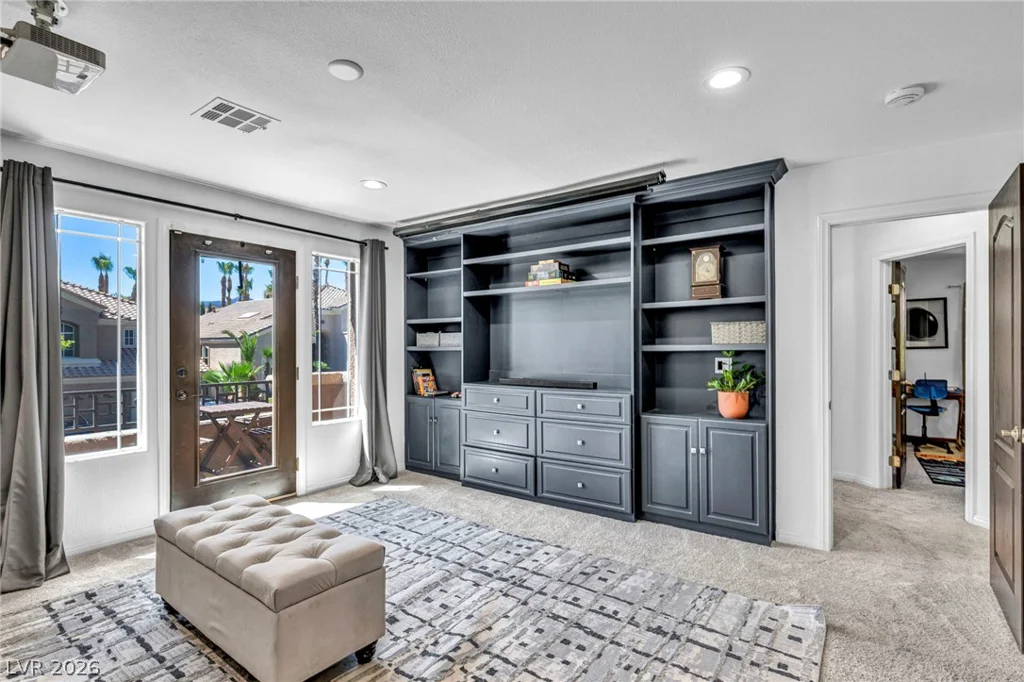 2064 Hidden Hollow, Henderson, NV 89012