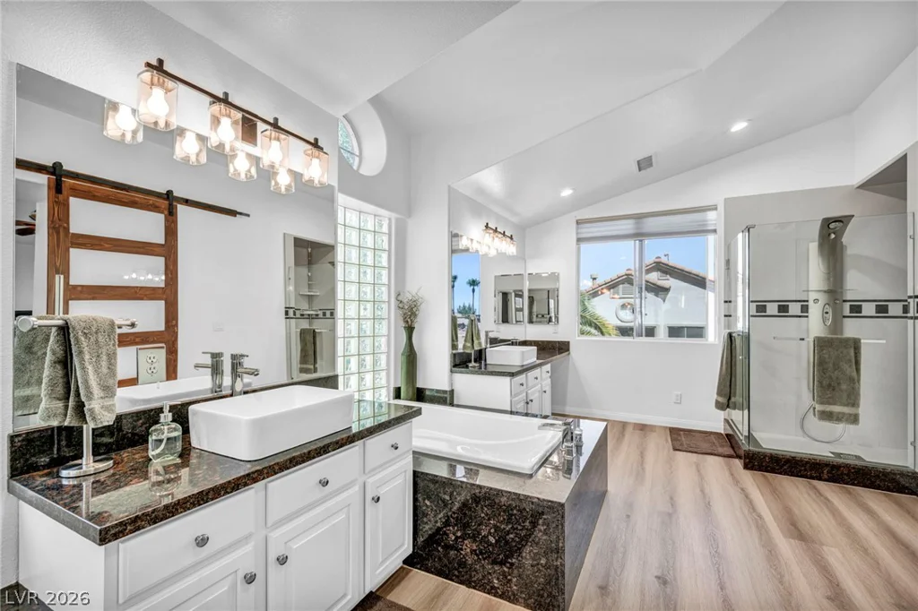 2064 Hidden Hollow, Henderson, NV 89012