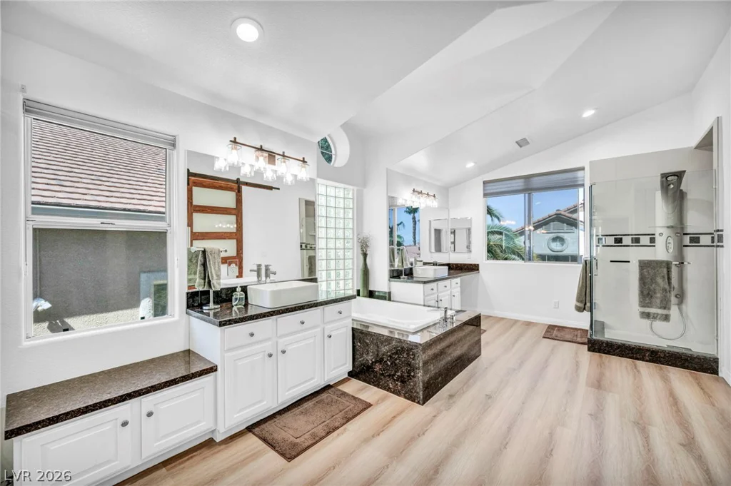 2064 Hidden Hollow, Henderson, NV 89012
