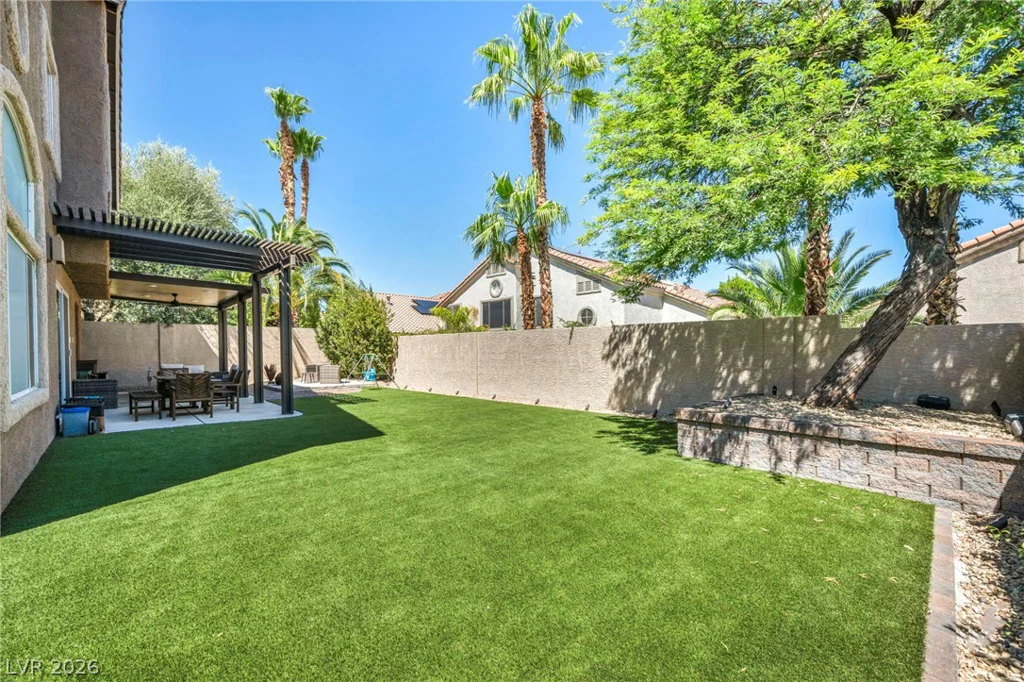 2064 Hidden Hollow, Henderson, NV 89012
