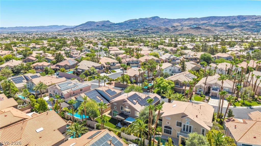 2064 Hidden Hollow, Henderson, NV 89012