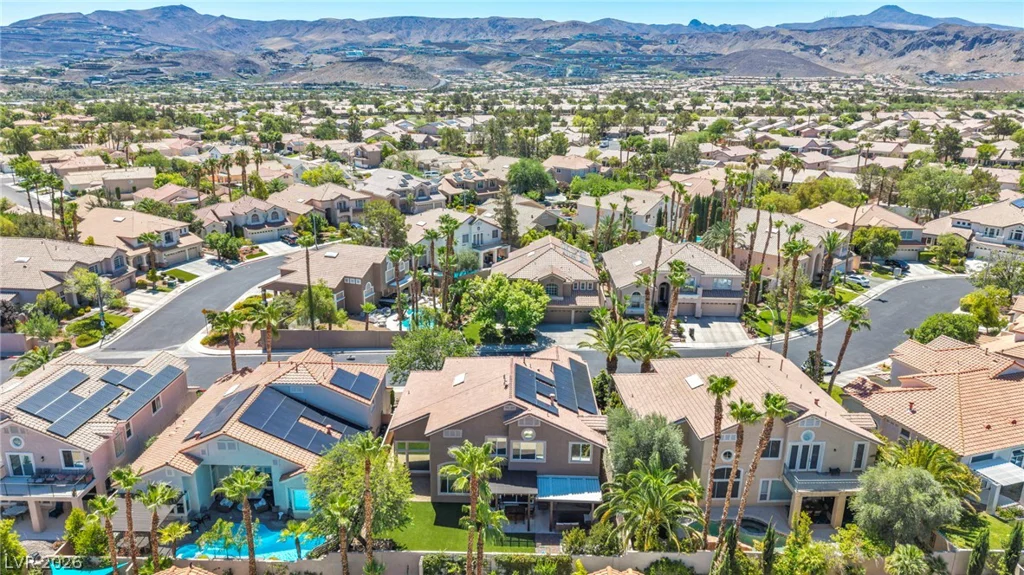 2064 Hidden Hollow, Henderson, NV 89012