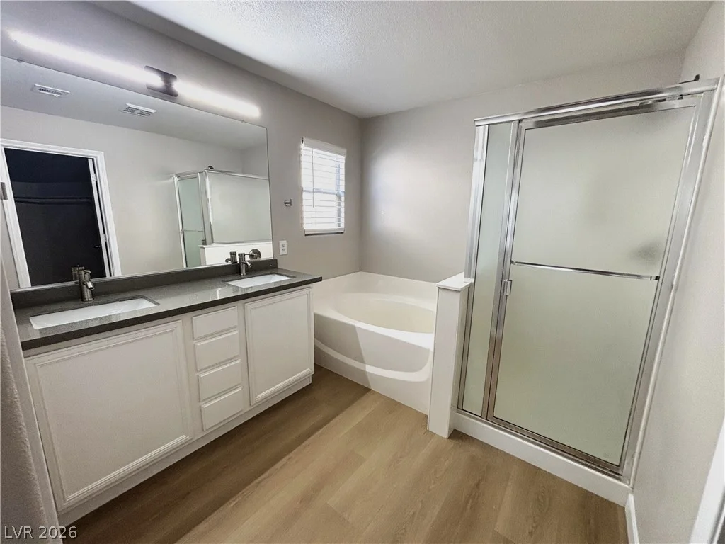 3661 Farfalla, Las Vegas, NV 89141