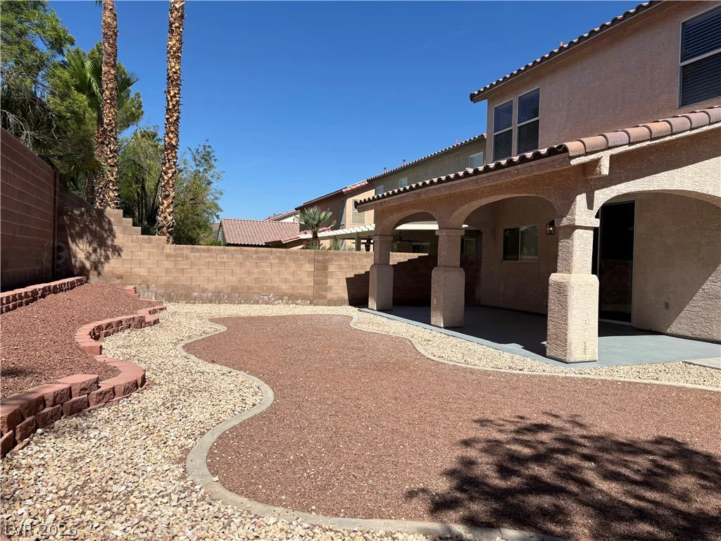 3661 Farfalla, Las Vegas, NV 89141