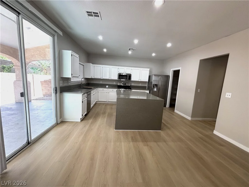 3661 Farfalla, Las Vegas, NV 89141