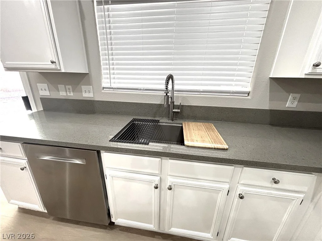 3661 Farfalla, Las Vegas, NV 89141