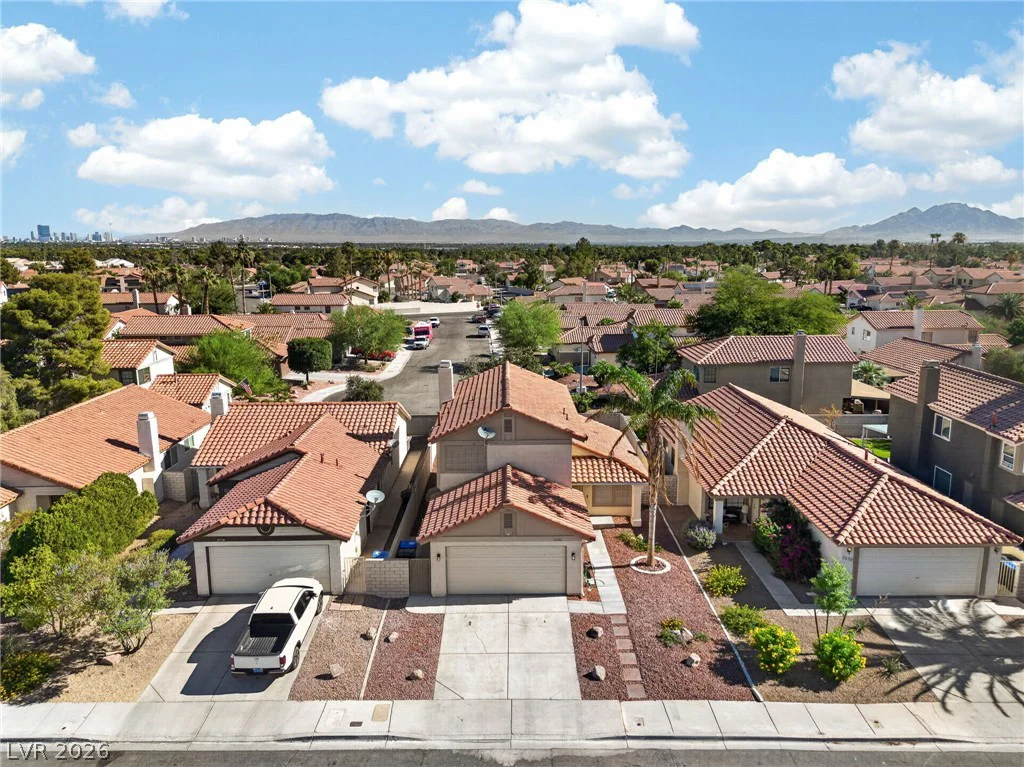 2532 Wolverton, Henderson, NV 89074