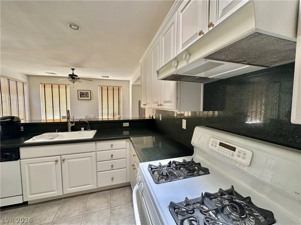 4373 Carta Luna, Las Vegas, NV 89135
