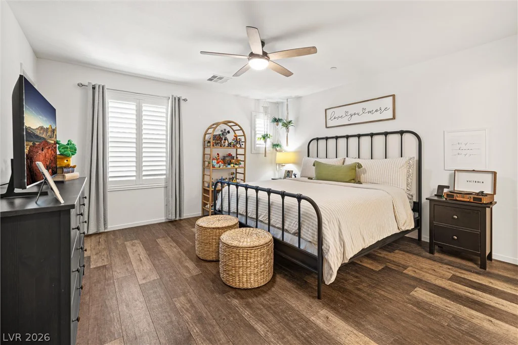 89 Alamere Falls, Las Vegas, NV 89138