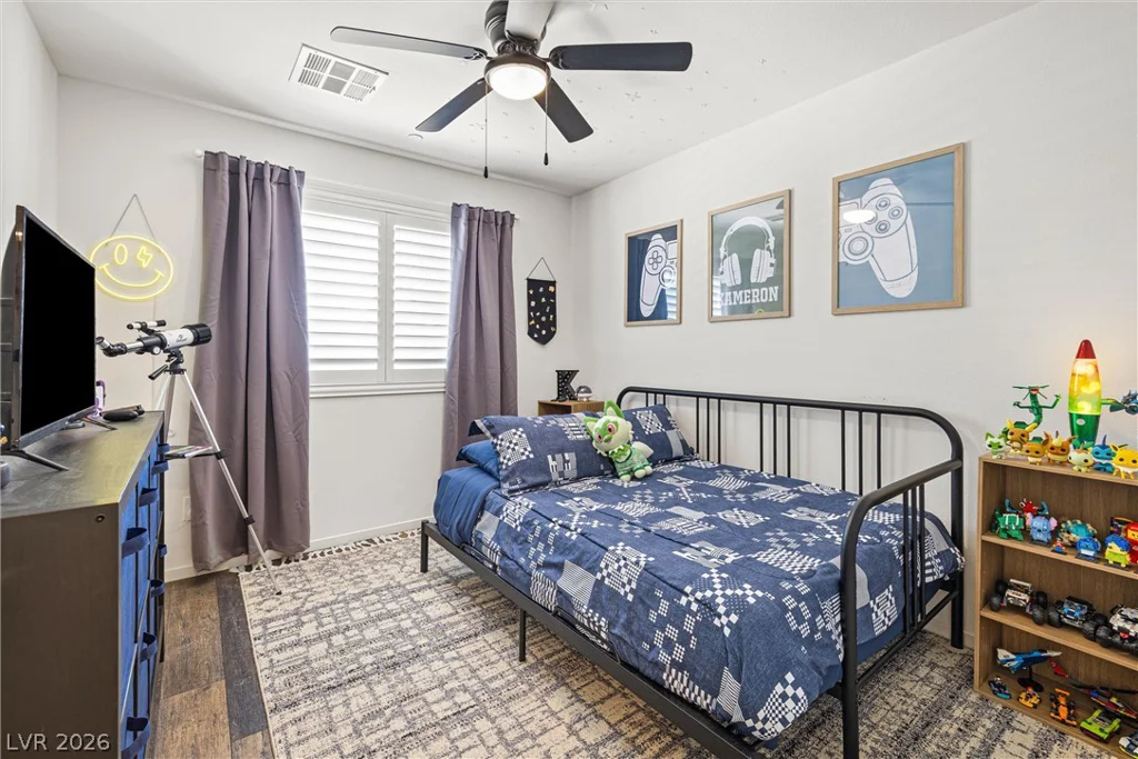 89 Alamere Falls, Las Vegas, NV 89138