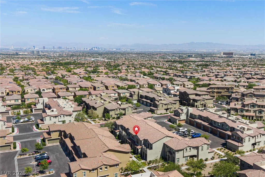 89 Alamere Falls, Las Vegas, NV 89138