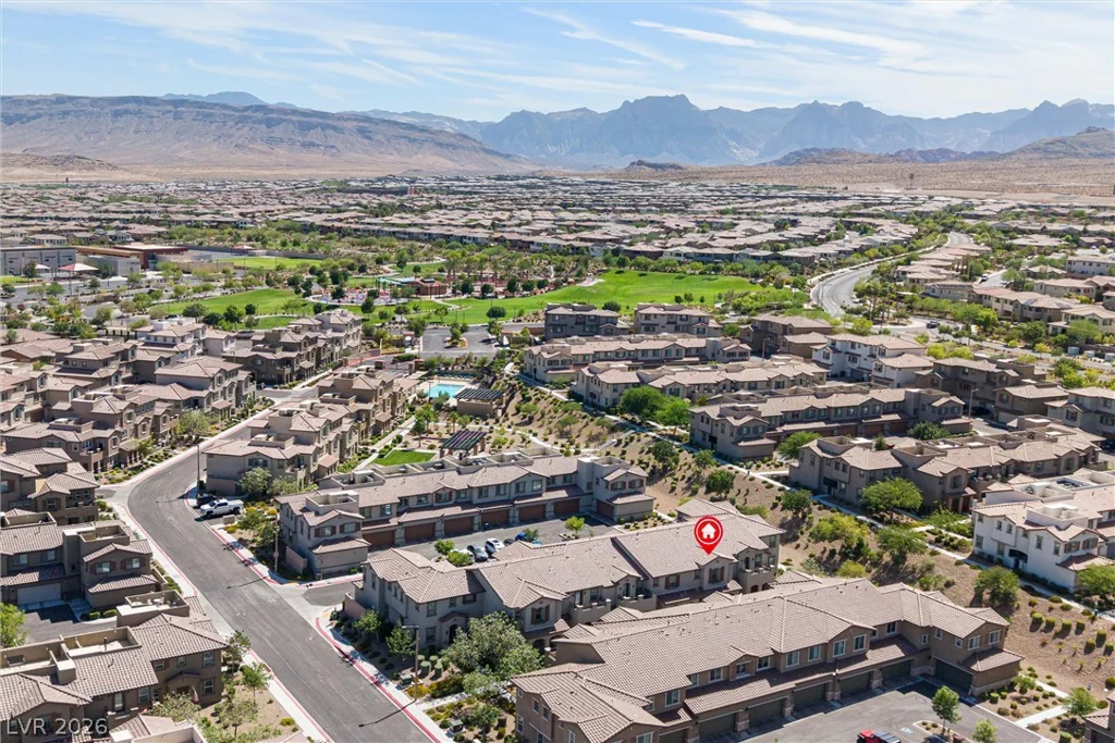 89 Alamere Falls, Las Vegas, NV 89138