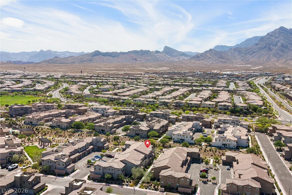 89 Alamere Falls, Las Vegas, NV 89138