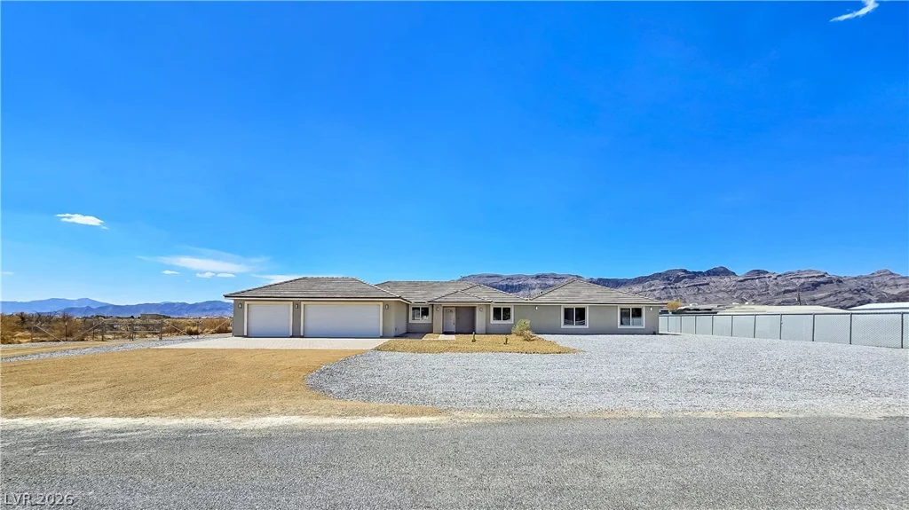 5880 Johnnie Mine, Pahrump, NV 89060