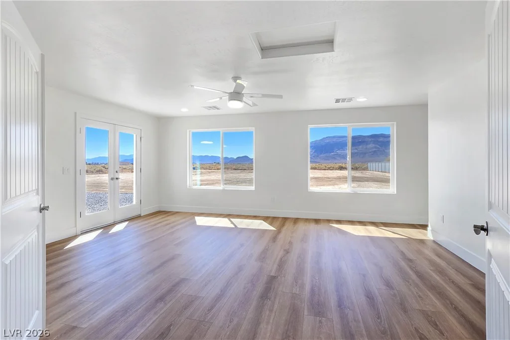 5880 Johnnie Mine, Pahrump, NV 89060