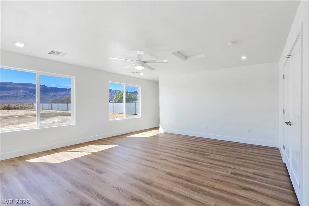 5880 Johnnie Mine, Pahrump, NV 89060
