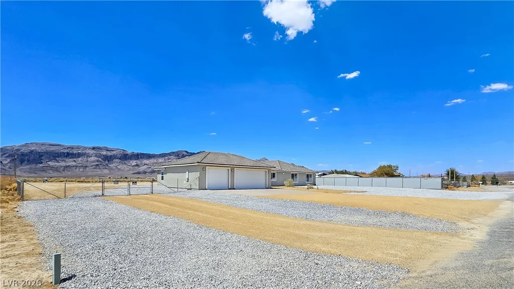 5880 Johnnie Mine, Pahrump, NV 89060